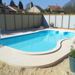 Piscine Extérieure à Coque : Élégance et Confort pour des Moments de Détente Inoubliables Grasse